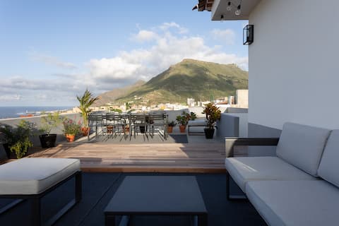 Beautiful renovated apartment on the north of the island