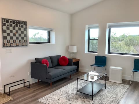 Popular Airbnb listing: NEW BUILD - Sedona Skyloft - Backyard to Trails in Prescott