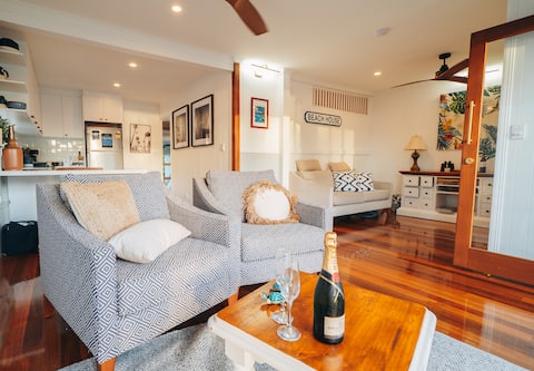 Successful Airbnb property: Hamptons on Queen-Sunset Water Views -Pet Friendly in Bongaree