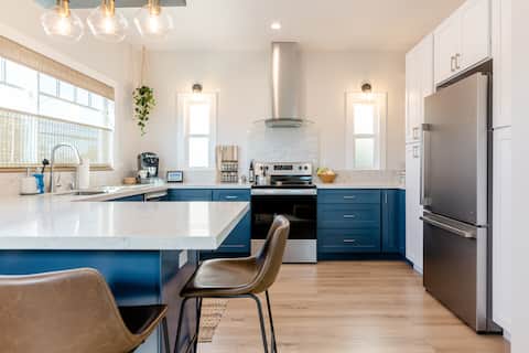 Luxury Coastal Getaway w/ Private Parking