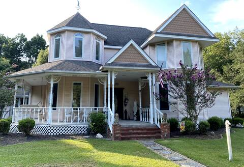 Welcoming Victorian 3 bedroom home
