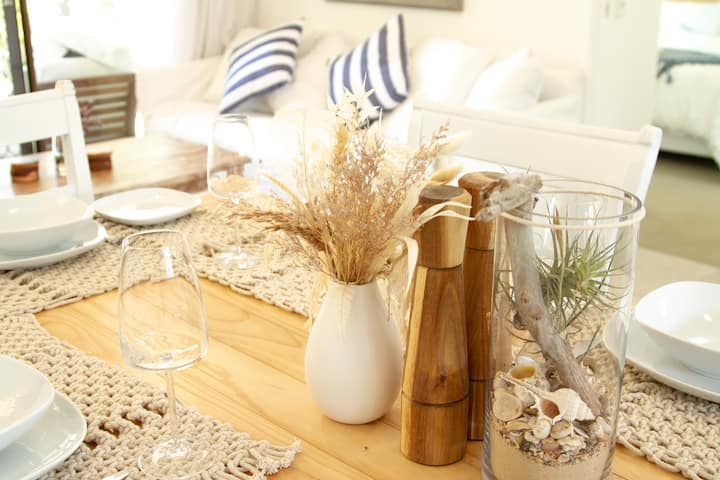 Walk To Hastings St & Gympie Tce - Prime Location - Noosa