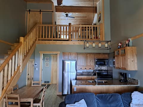 Top performing Airbnb: Mountainside "Cabin" Condo in Kimberley