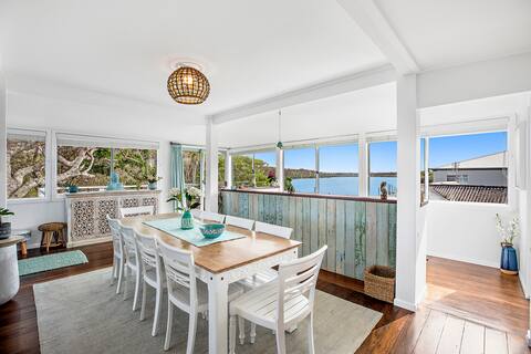 Pipe Dream - River Frontage with Amazing Views