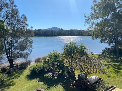 Nambucca  Waterfront Hideaway
