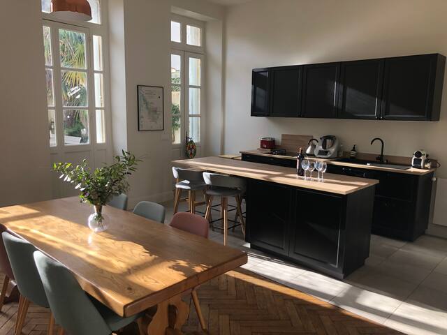 Maison jardin piscine hyper centre gallery image 2