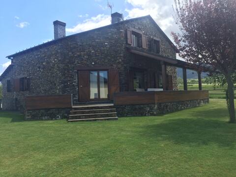 Santaleo. Mountain chalet with large garden.