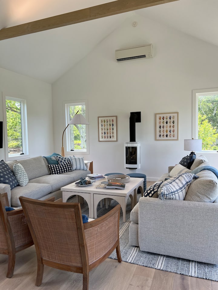 New Construction,
3 Bedroom With Pool, On Pond - Martha's Vineyard, MA