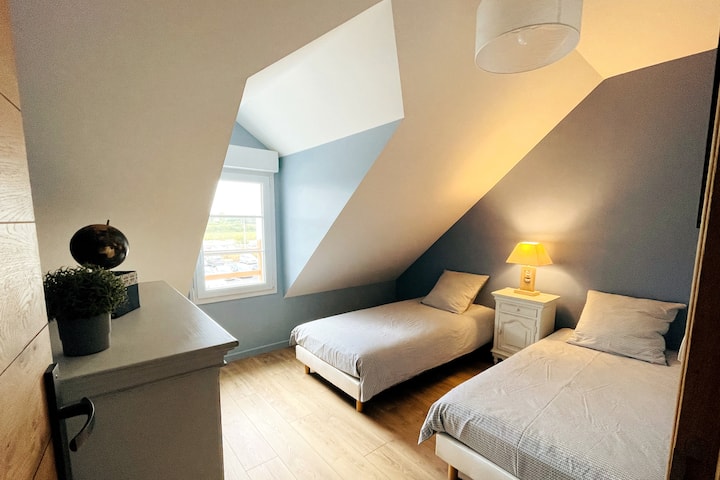 Стая с изглед към пристанището