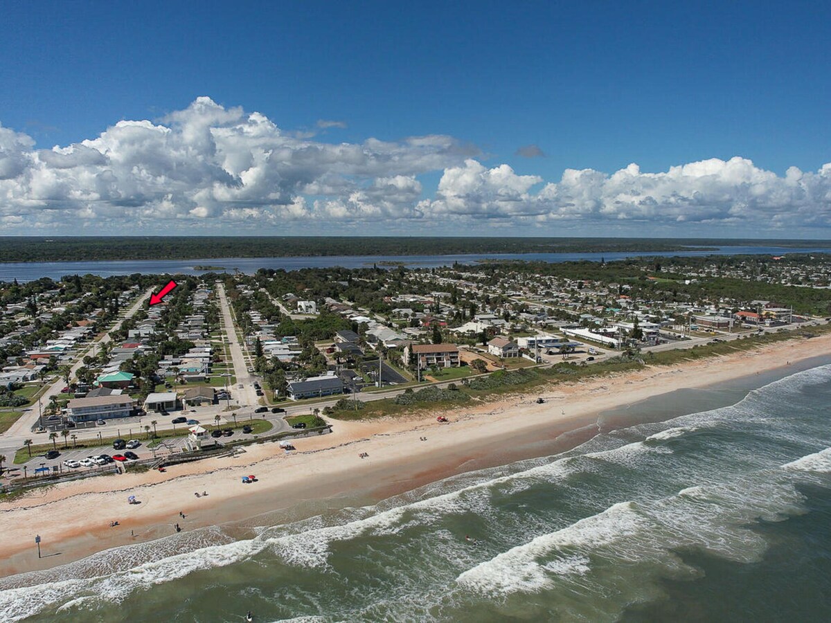 Lovely Ormond Beach Bungalow