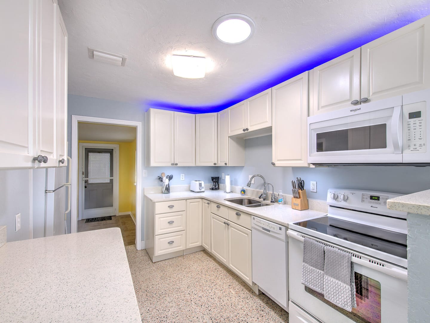 Lovely Ormond Beach Bungalow