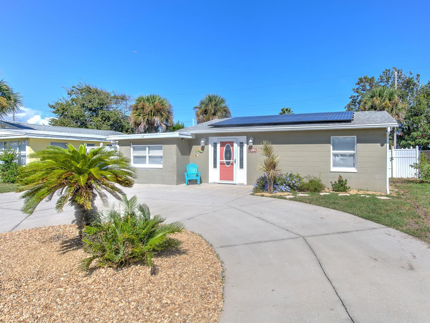 Lovely Ormond Beach Bungalow