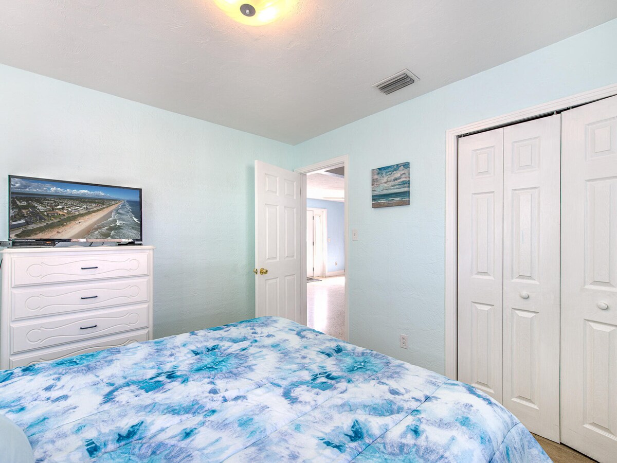 Lovely Ormond Beach Bungalow