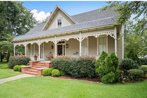 Historic Downtown Estate