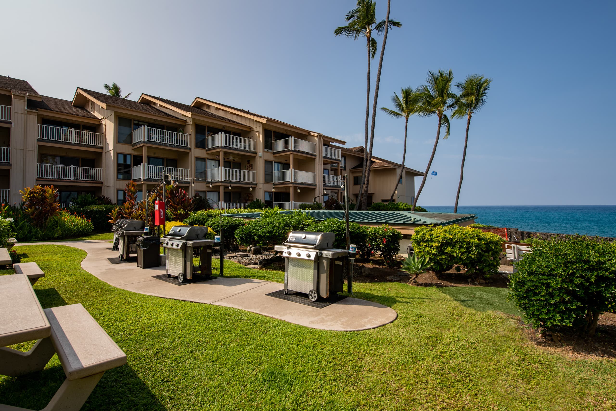 Condo in Kailua-Kona · ★4.92 · 1 bedroom · 2 beds · 1 bath - Image 13