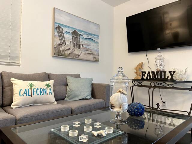 LAX-DTLA-Centrally Located : Cozy 3 bedroom home