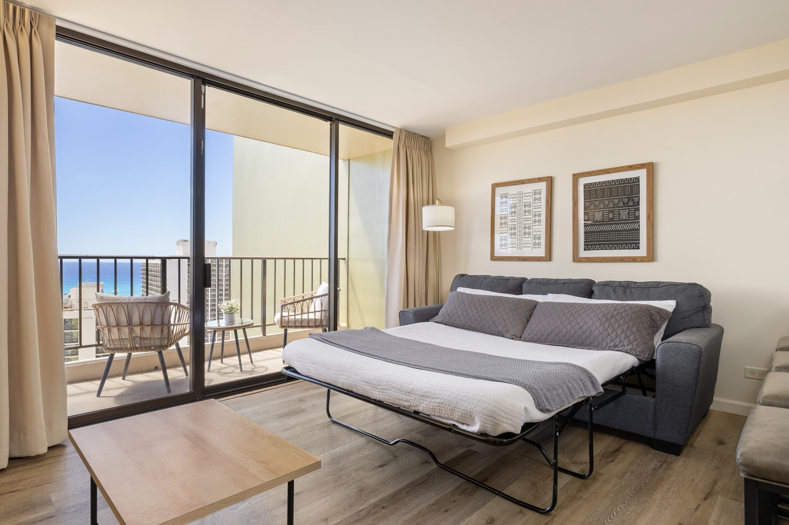 Condo in Honolulu · ★4.82 · 1 bedroom · 2 beds · 1 private bath - Image 19