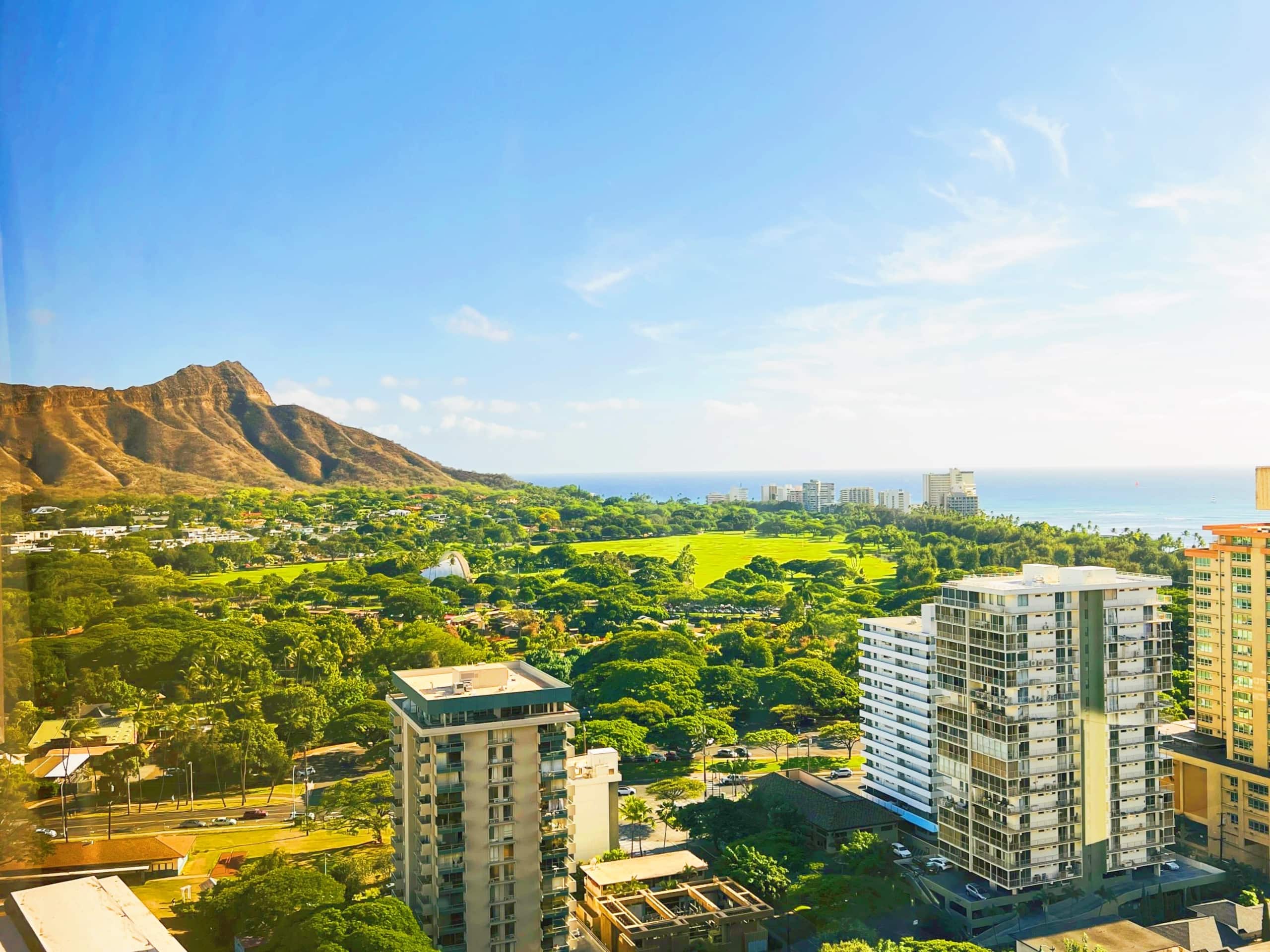 Condo in Honolulu · ★4.82 · 1 bedroom · 2 beds · 1 private bath - Image 31