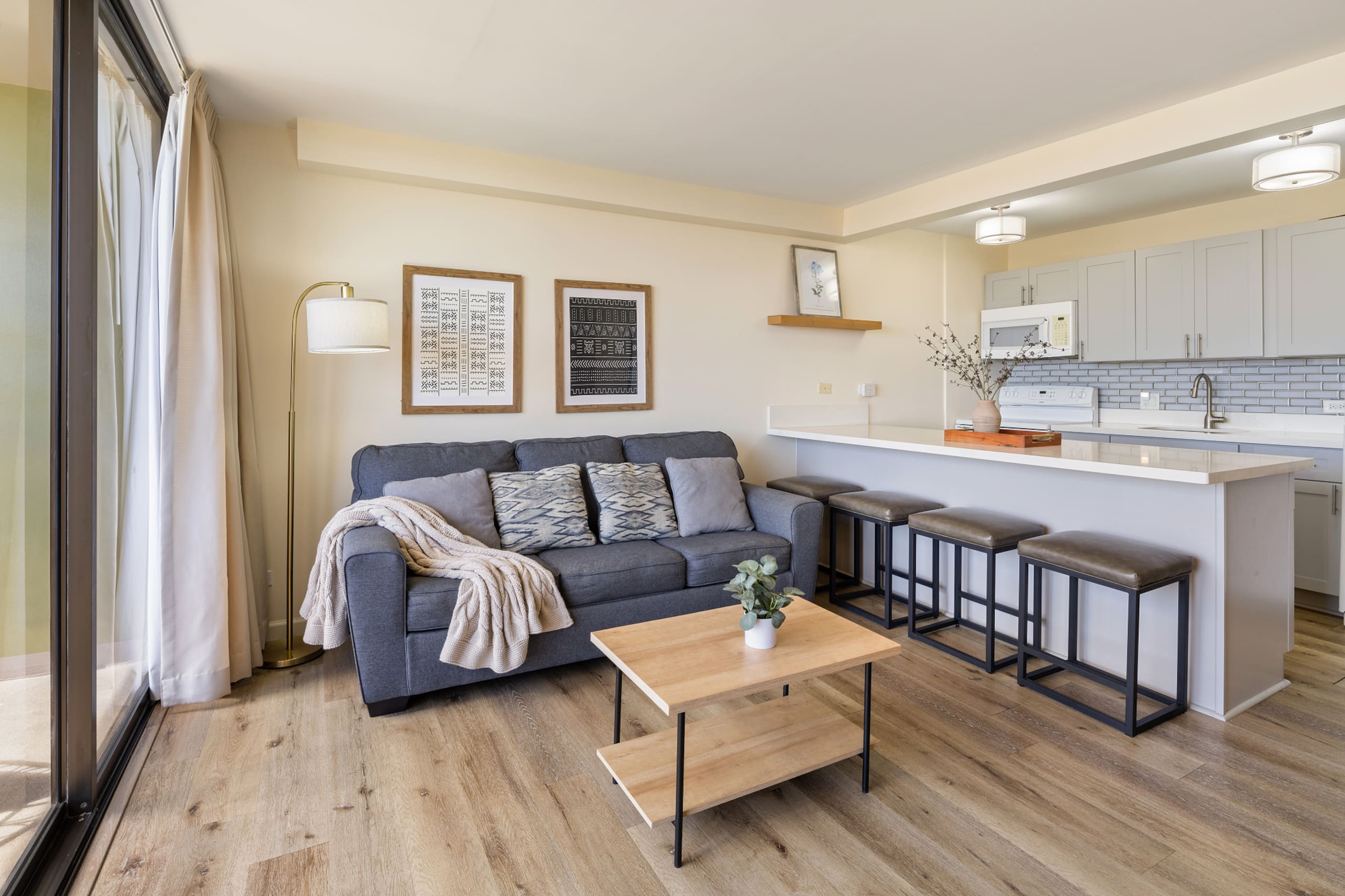 Condo in Honolulu · ★4.82 · 1 bedroom · 2 beds · 1 private bath - Image 8