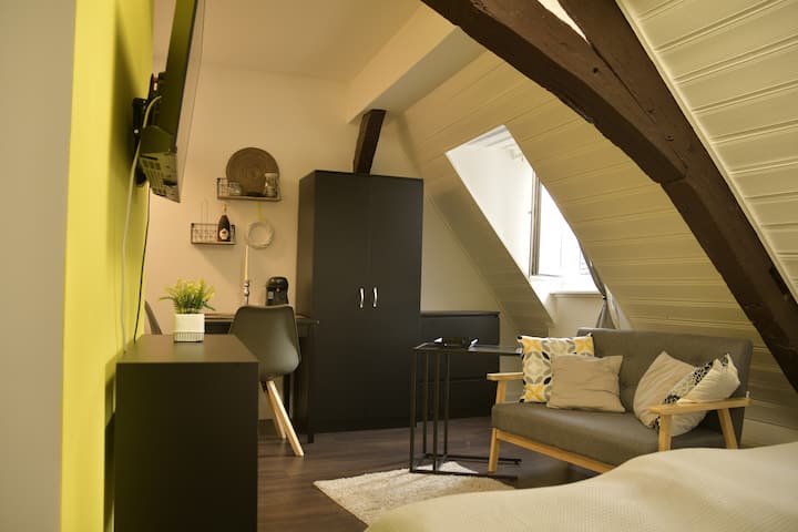 Stilvolle Altbauwohnung, Apartment > Aus & Zeit < - Bendorf