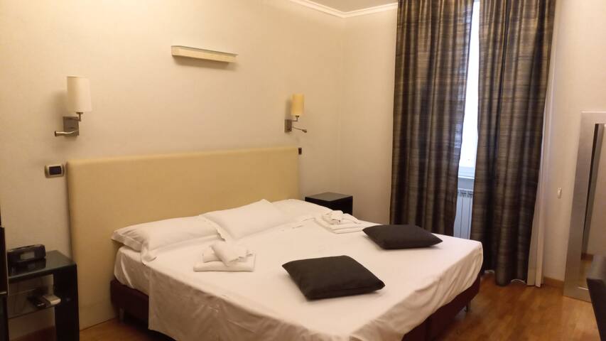 Stefano House 2 gallery image 2