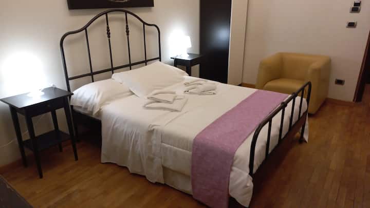 საძინებელი 2