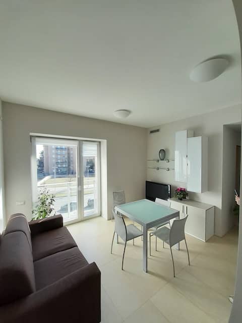 Proprietà Airbnb di successo: delightful apartment within walking distance of the center E6 a Parma