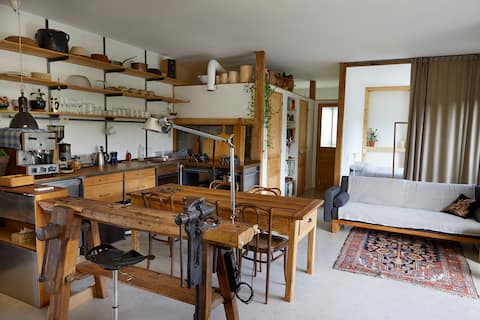 Popular Airbnb listing: Lovely loft in Pantin in Pantin