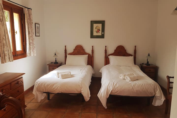 საძინებელი 3