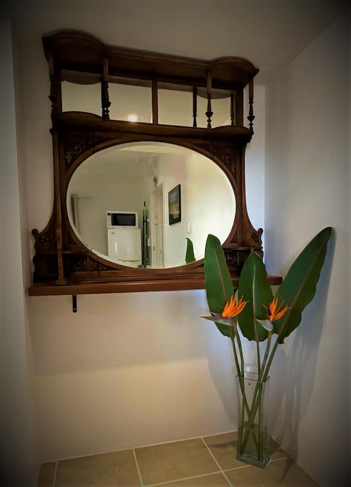 Getaway By The Creek -  Entire Apt,  Self-check In - Tweed Heads