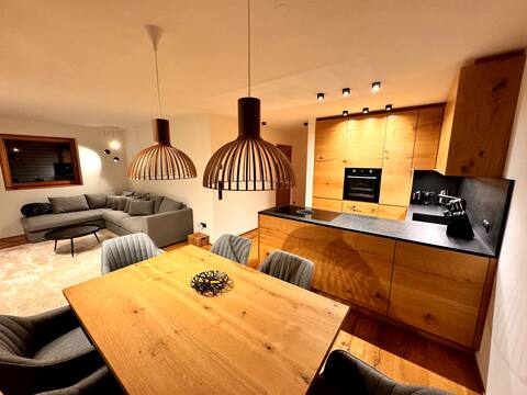 Premium apartment on Lake Reschensee and Haidersee