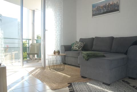 Odysud: quiet, good location, secure parking.