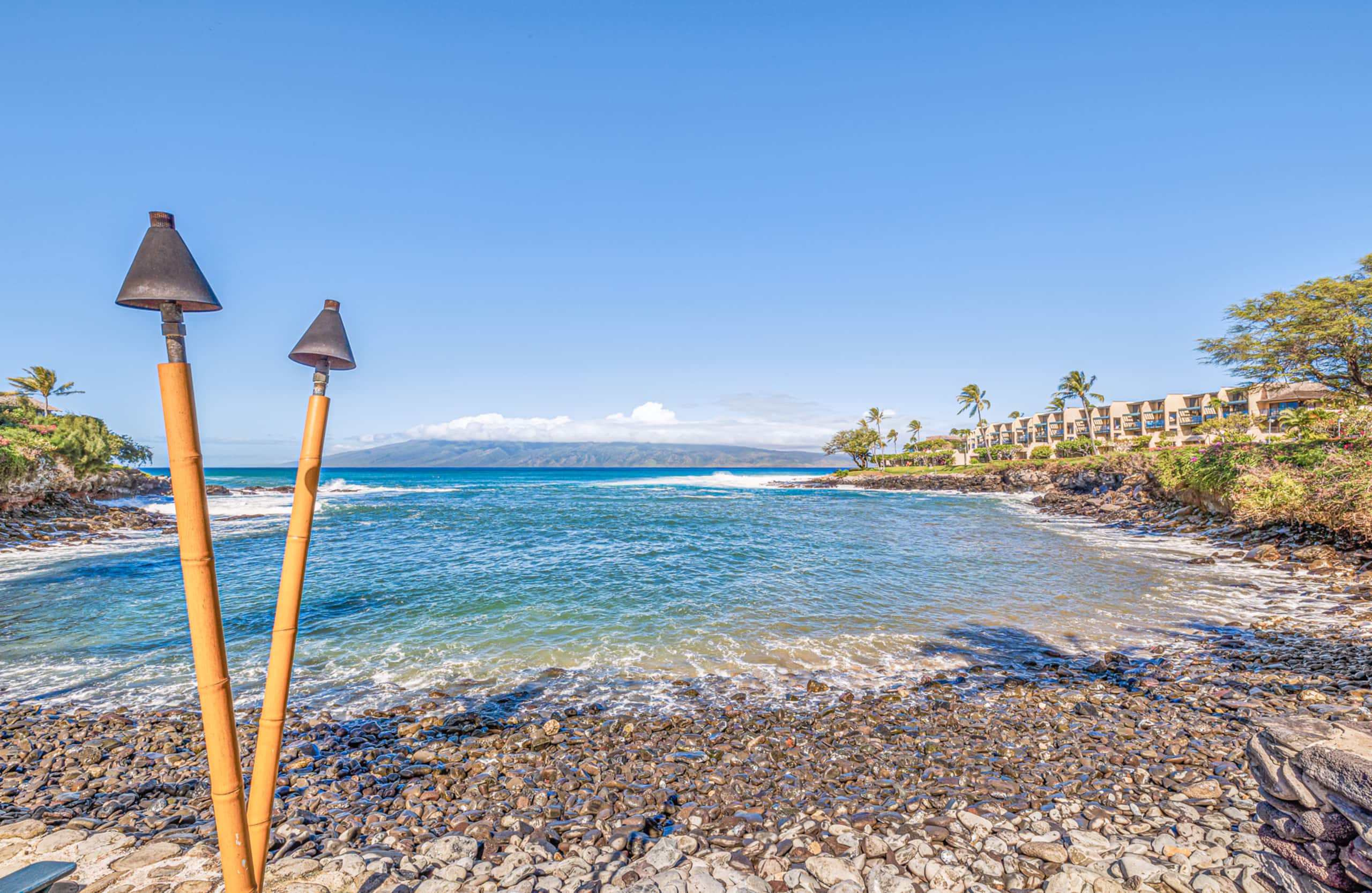 Condo in Lahaina · ★4.93 · 1 bedroom · 2 beds · 1 bath - Image 24
