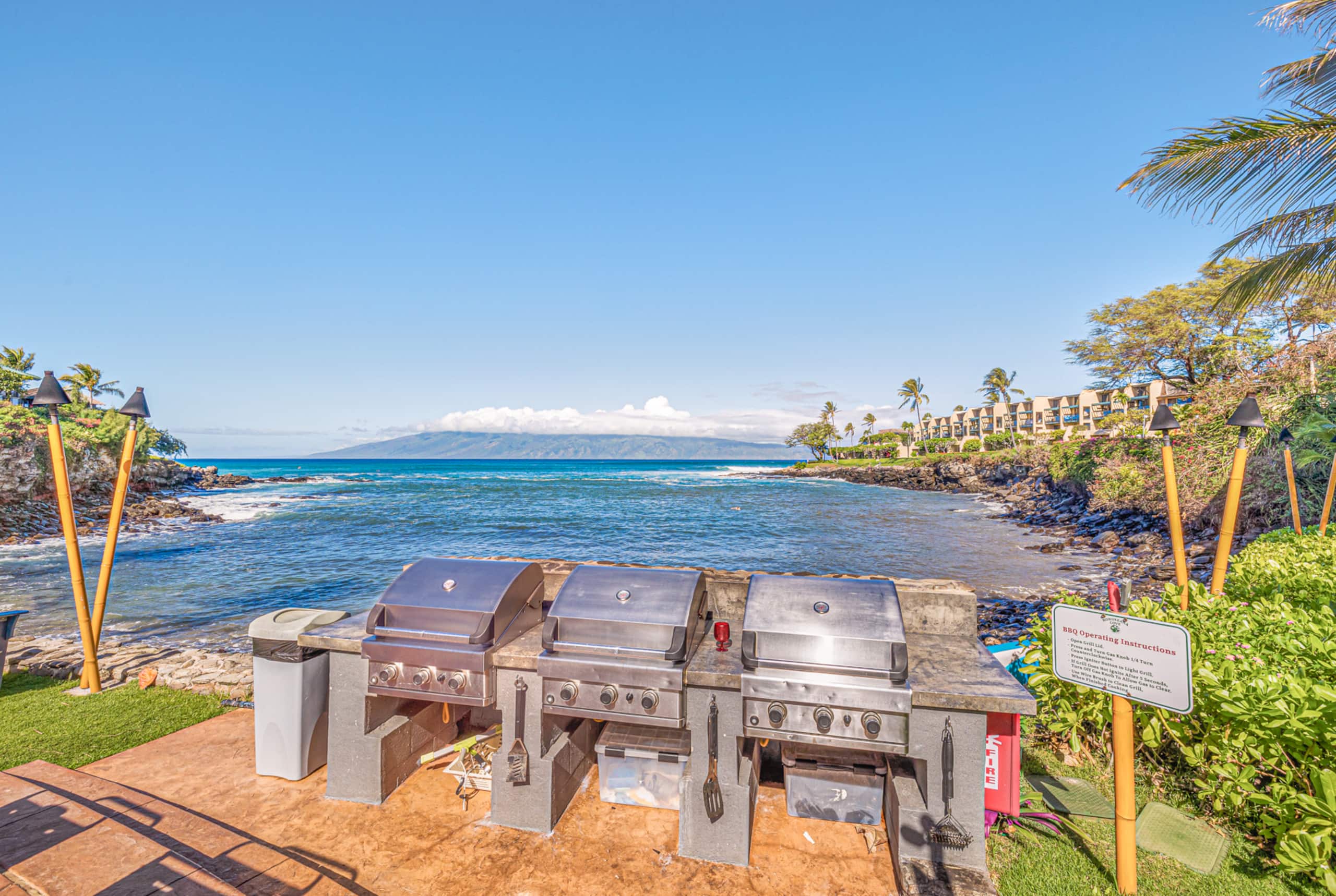 Condo in Lahaina · ★4.93 · 1 bedroom · 2 beds · 1 bath - Image 25