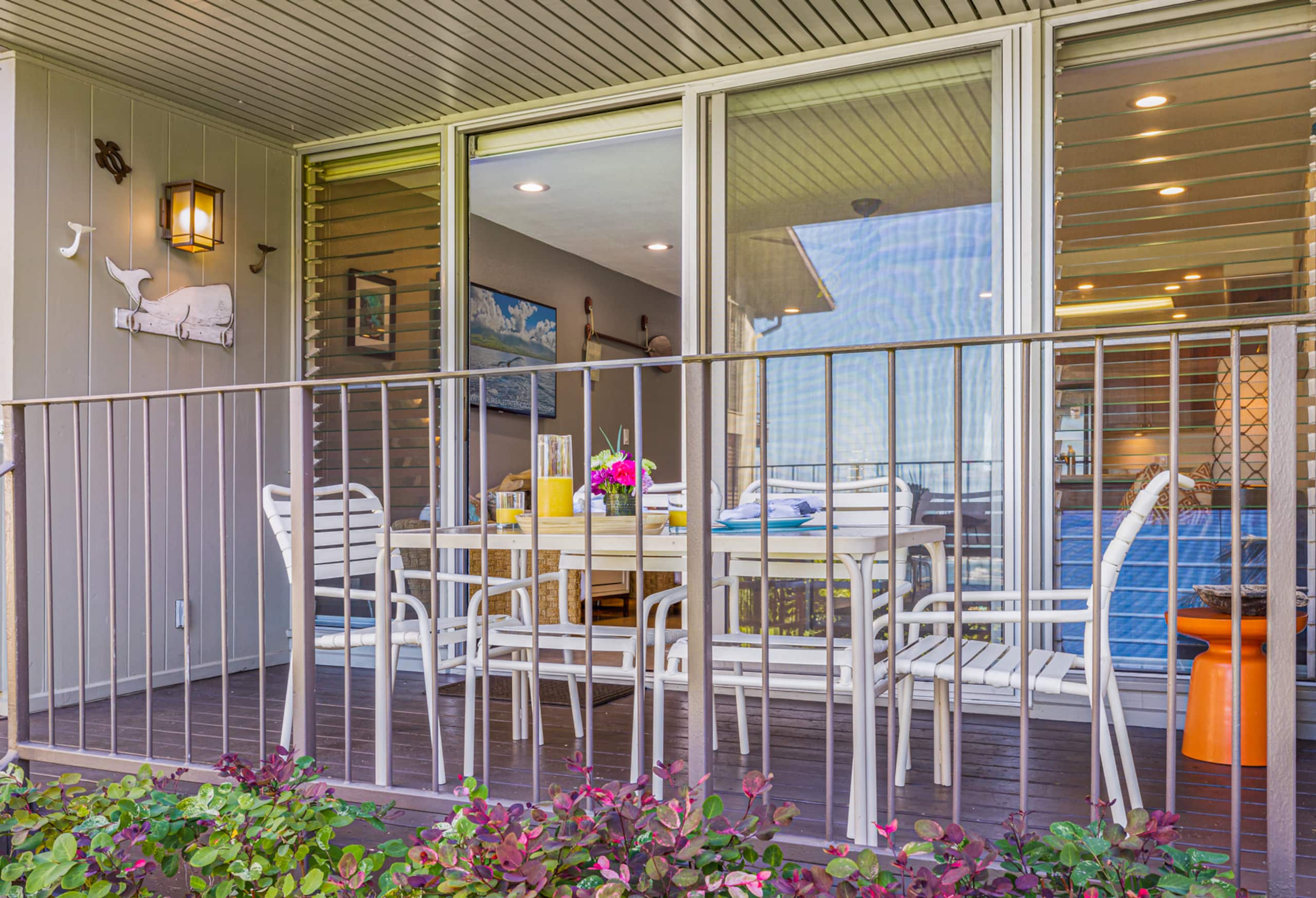 Condo in Lahaina · ★4.93 · 1 bedroom · 2 beds · 1 bath - Image 17