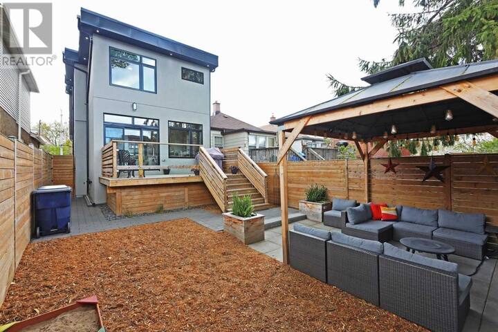 Modern Home – 20min to Downtown w/ Outdoor Patio gallery image 5