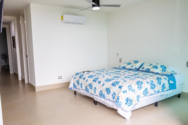 Habitacion Directal / Main Bedroom