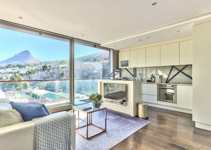 Cape Town City Centre Furnished Monthly Rentals and Extended Stays | Airbnb
