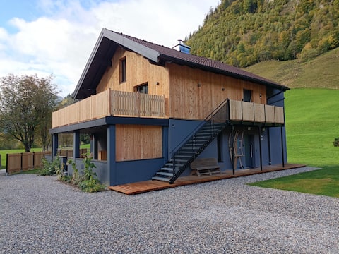 Successful Airbnb property: ALPartment 38. Brandnew exclusive family apartment in Rauris