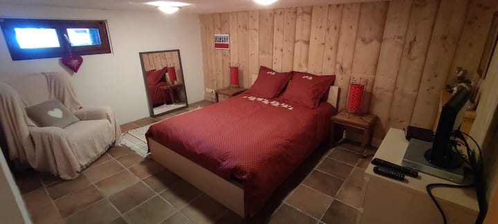 Quarto de casal Souterrain grande