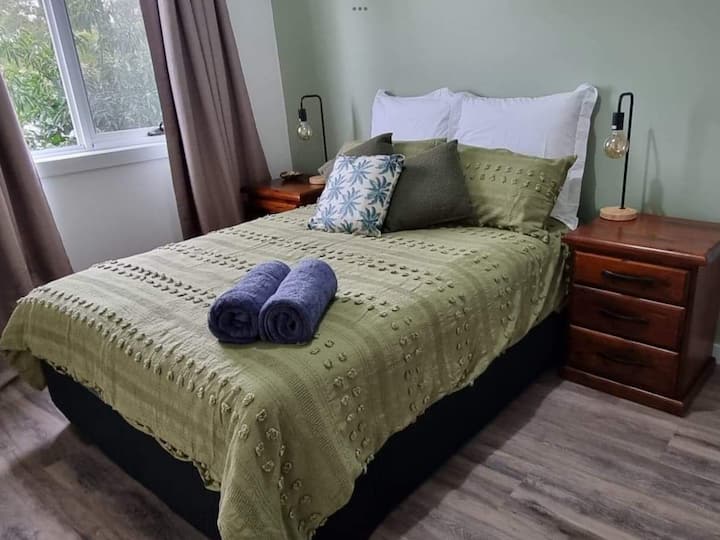 Double bed in this room. The electric blanket will keep you warm. Extra blanket in wardobe plus coat hangers if needed.  