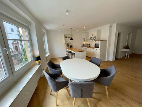 Anna's apartment in Dahn