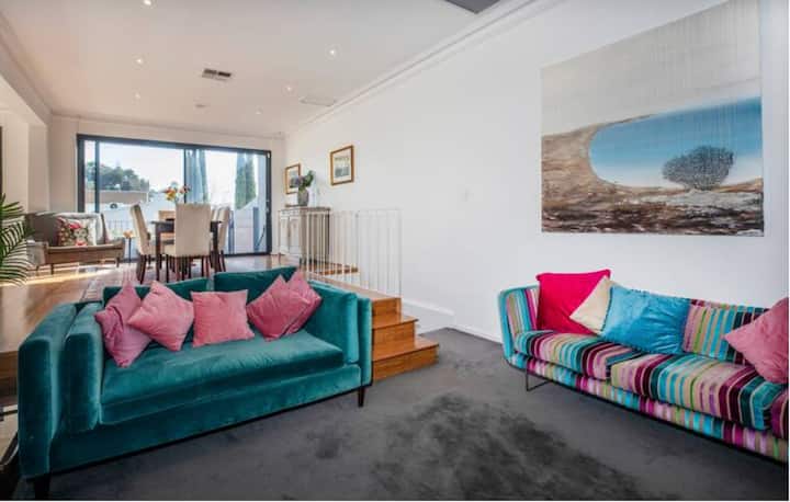 Stunning Villa With Pool, A Walk To Adelaide Oval - Stirling