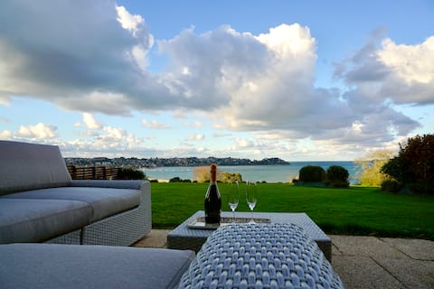 Beautiful sea and Perros-Guirec views