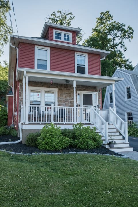 Top performing Airbnb: The Little Red House in Poughkeepsie / Newburgh
