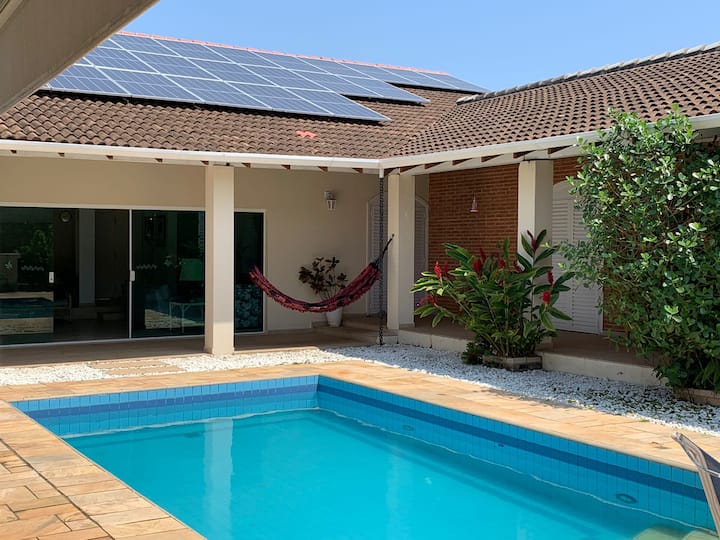 260m Praia | Piscina | 4 Suítes Ar Cond - Guarujá
