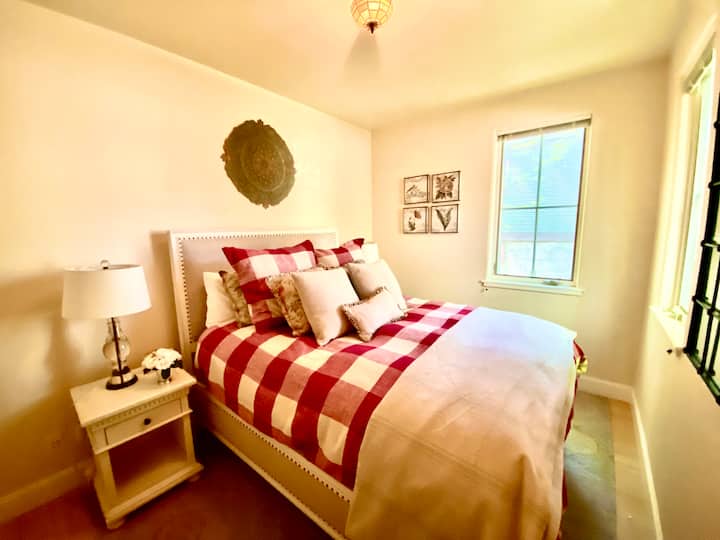 The downstairs bedroom.