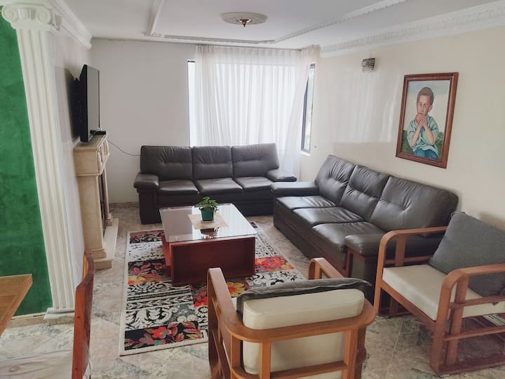 Excelente Alojamiento En Ciudad Salitre - Bogotá - Bogota