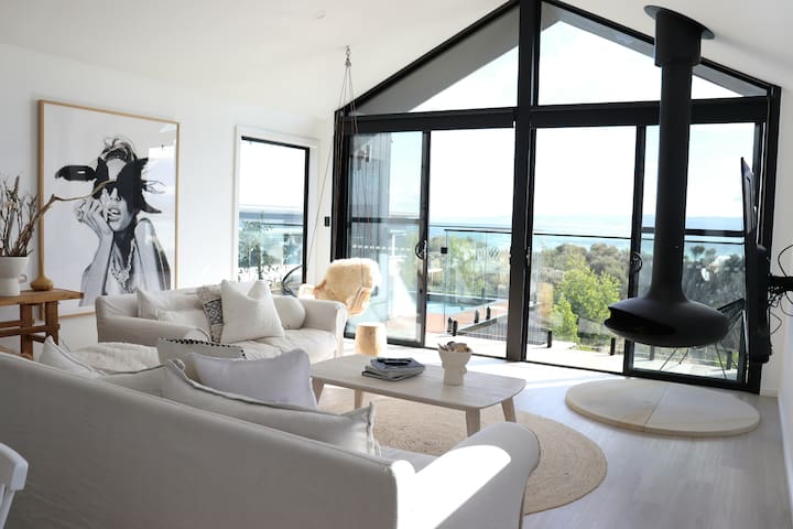 black + shack ~ couples retreat! gallery image 2