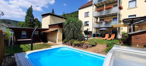 3 bedroom apartment with large balcony